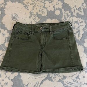 American Eagle Outfitters Olive Cargo Shorts